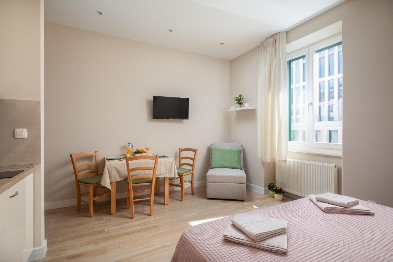 Apartment More สปลิท ภายนอก รูปภาพ