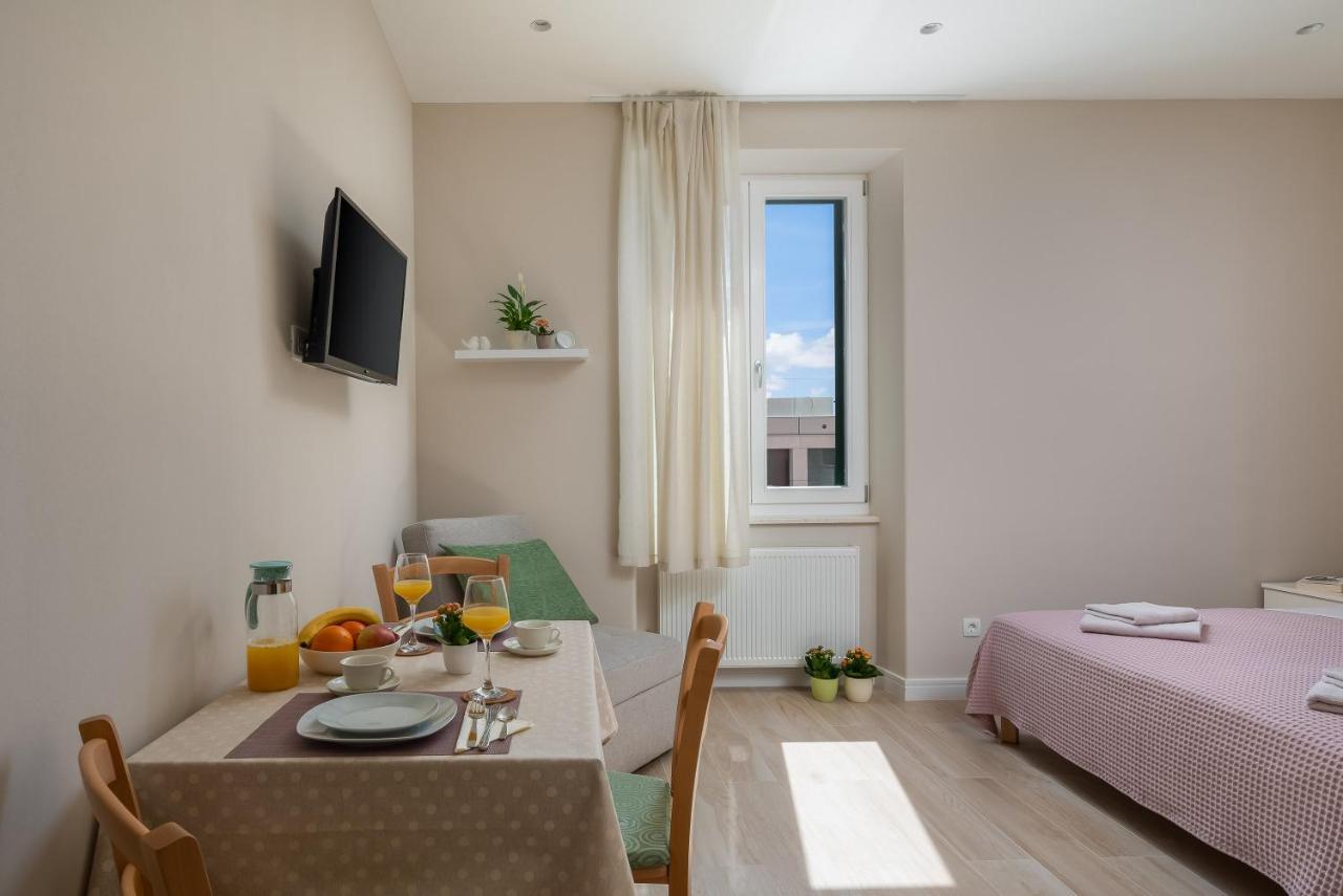 Apartment More สปลิท ภายนอก รูปภาพ